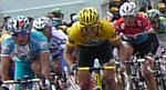 Kim Kirchen et Frank Schleck � l'arri�ve de la neuvi�me �tape du Tour de France 2008